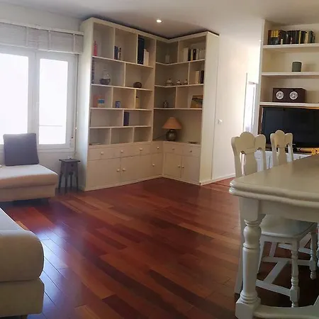 Apartment Stylish Briton